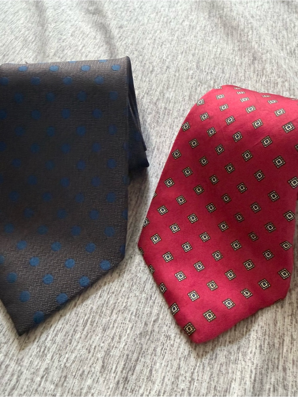 Classic Polka Dot Navy Tie and Red Geometric Silk Tie Set - Unbranded